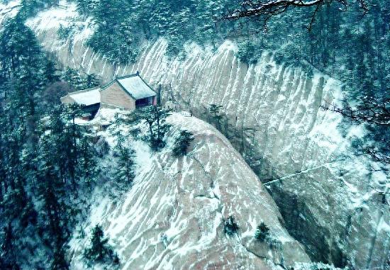 华山有一个险道名为鹞子翻身