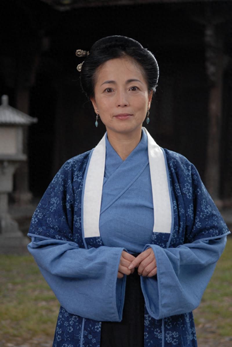 “石榴姐”香港著名演员苑琼丹