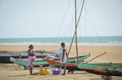 ​实拍非洲莫桑比克海峡，鱼获丰富，景色如画