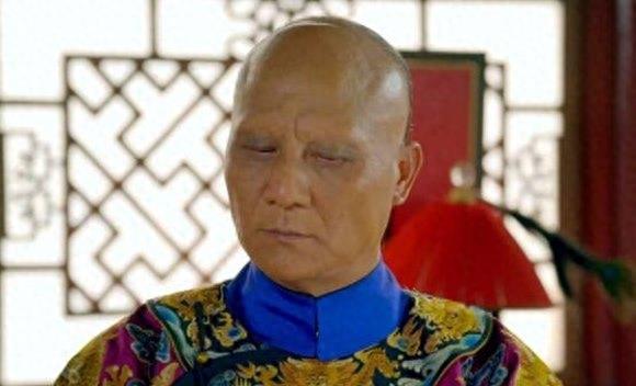 演了一辈子坏人，让人恨牙痒痒，被传娶到还珠美人！