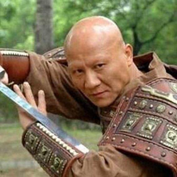 演了一辈子坏人，让人恨牙痒痒，被传娶到还珠美人！