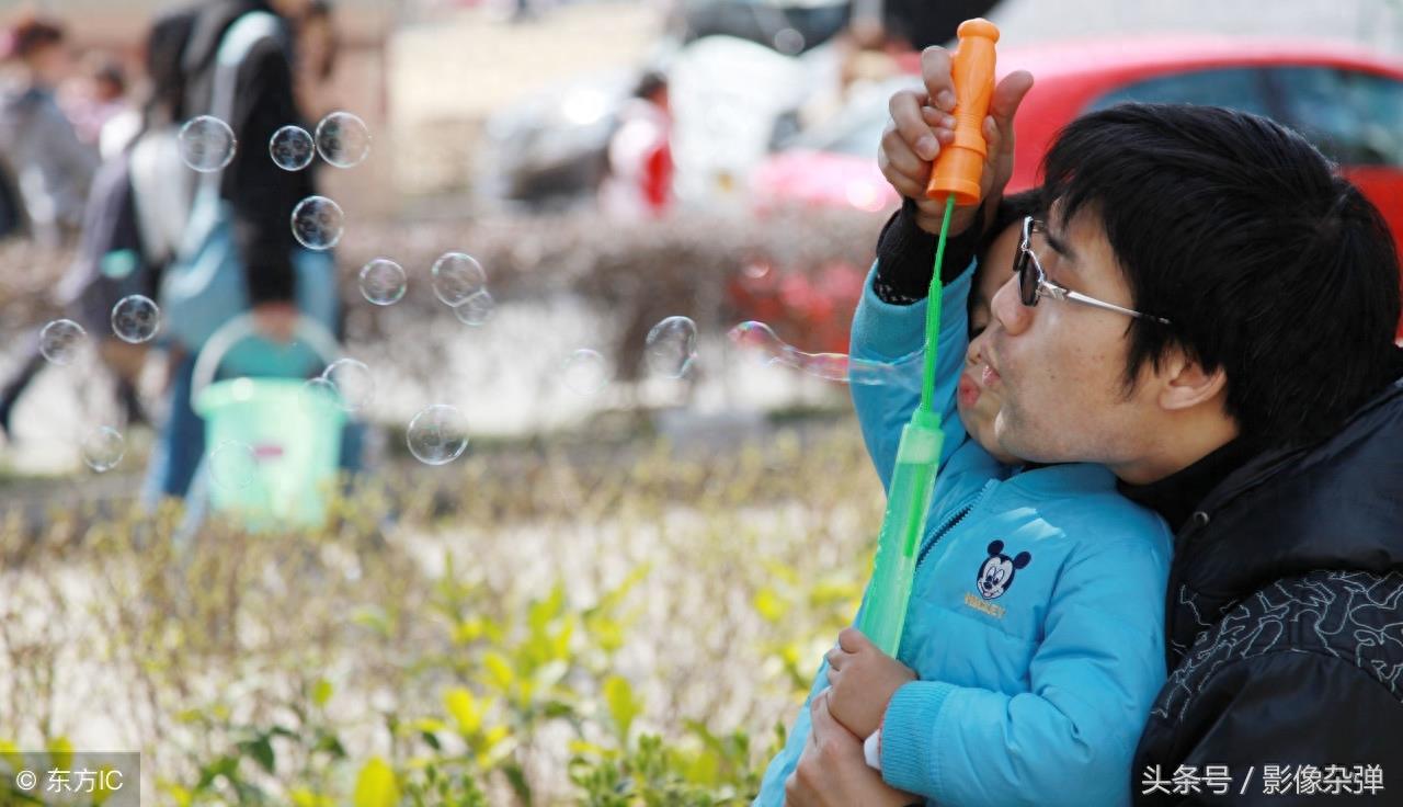 无言的感动！8张“触动心灵”的父爱温暖画面，哪一张打湿你的眼