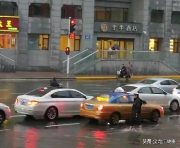 ​哈尔滨暴雨三小时多条街道沦陷，城市抗灾排涝问题深度思考！