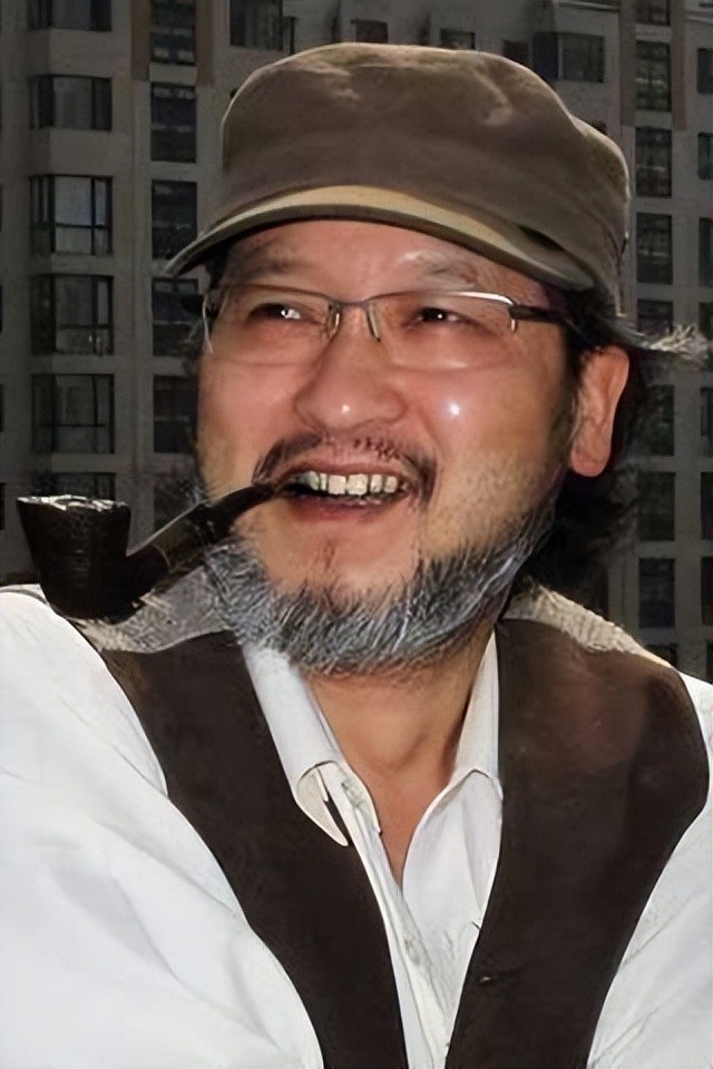 贾青：兜兜转转这些年，没能嫁入豪门，作“废”了前程