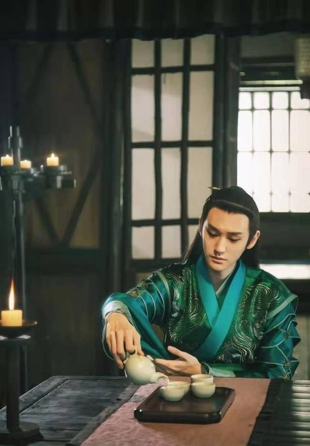 汪铎是郭敬明的男友吗?(汪铎是郭敬明旗下唯一艺人吗) 汪铎 郭敬明 第19张