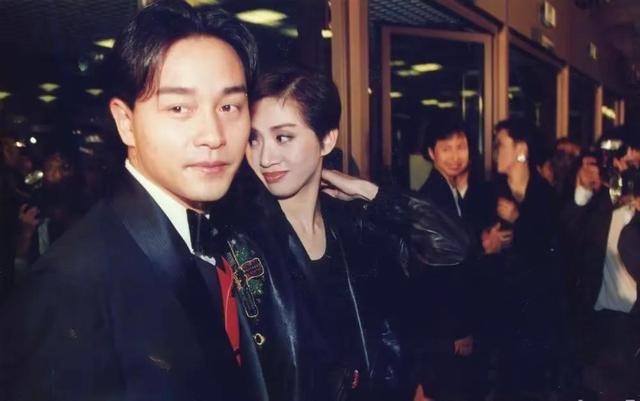 张国荣去世当时是如何报道的（张国荣逝世19周年祭）(35)