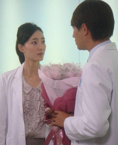 陈键锋王丽坤结婚照（陈键锋王丽坤的关系）