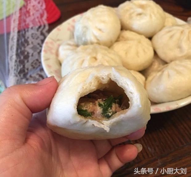 肉包子的包法及配方（教你肉包子的正确做法）(1)