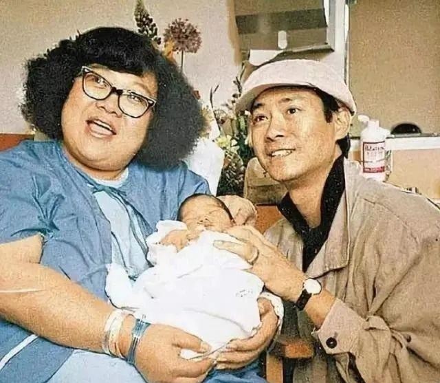 李冰冰与小16岁男友官宣分手！（李冰冰分手了吗）