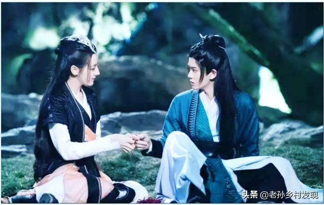 任嘉伦为迪丽热巴作配（迪丽热巴演绎的与君初相识）(2)