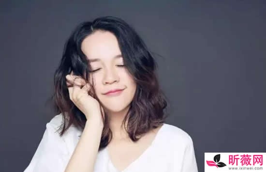 赖冠霖显赫家世背景 赖冠霖是富二代