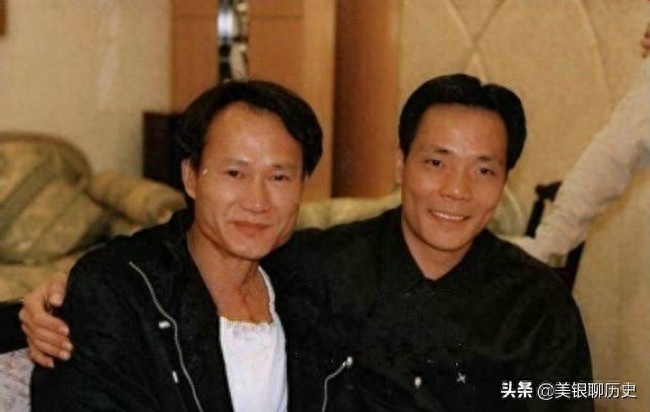 一代僵尸片大师林正英旧照:图3是和李小龙合影,图9特别值得珍藏