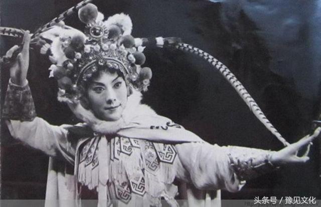 豫剧樊梨花全剧简介（梨园老故事宋桂玲）(1)