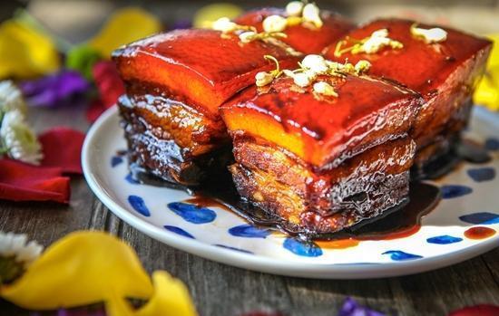 中国八大菜系都有哪些名菜？