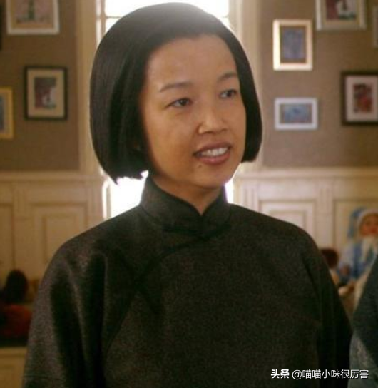 央视主持人黄薇：人到中年依旧要照顾父母，无悔伺候偏瘫父亲11年