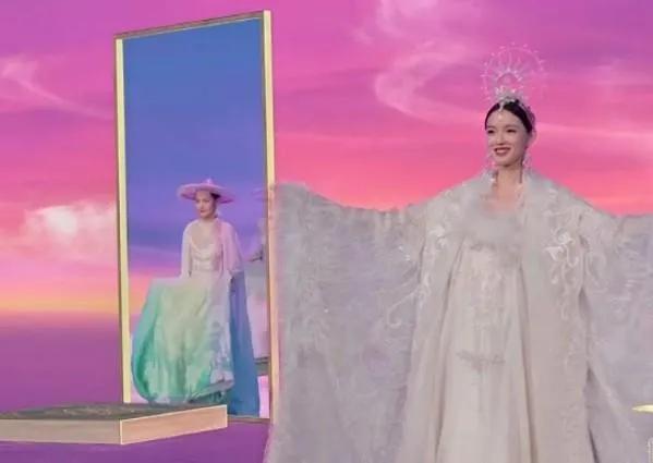 张梓琳拒绝豪门，挺六个月孕肚在春晚走秀