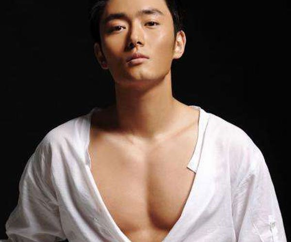 李东学的个人资料 很帅气和阳光的一位演员