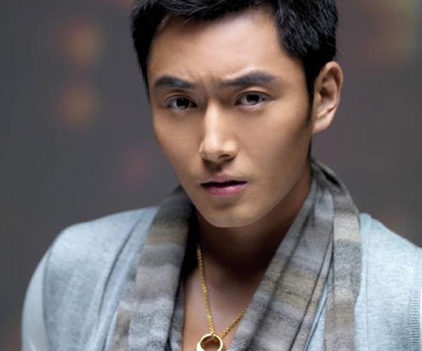 李东学的个人资料 很帅气和阳光的一位演员