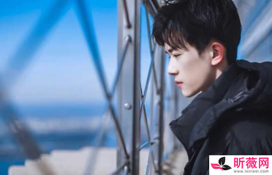 易烊千玺个人资料简介及家世