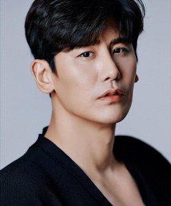 ​戏骨于晓光：塑造时代印记，演绎灵魂深处的中国故事