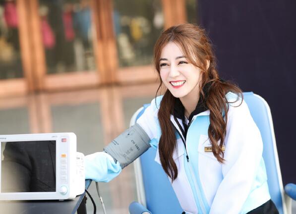 极限挑战第六季迪丽热巴是常驻吗