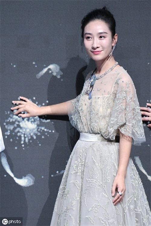 陶昕然在事业巅峰嫁人,曾因《甄嬛传》走红