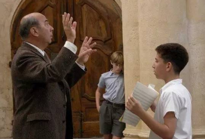 ​十部教育孩子必看的电影 教育孩子的电视剧有哪些