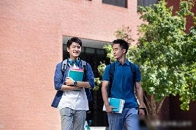 ​打工供女友上大学，女友毕业后却嫁给他人，男子选择放手成全！