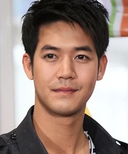 爱神之影剧情（Weir出演的电视剧）