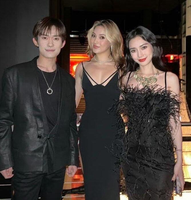 娱乐易烊千玺真实身高，一张图就看出来了！  1