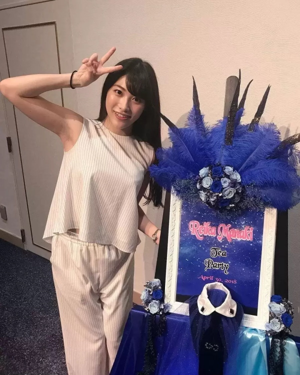 作品超过1000部的暗黑界“哲学家”为了帮助世人才出道的女神-春原未来