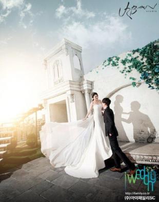 韩国男团成员生活照 22岁就有了胖儿子(17)