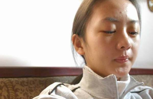 张默打童瑶事件为什么打她 张默打童瑶赔了多少钱两人现状差别大