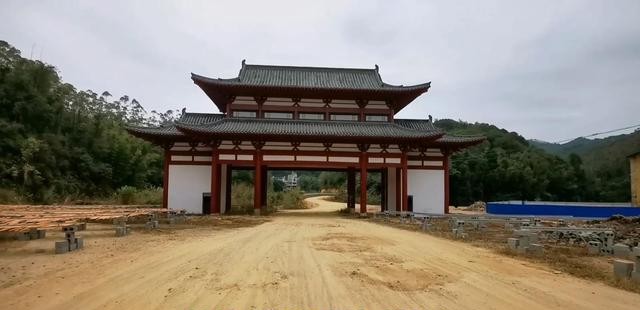 陈伟霆喜欢赵丽颖吗（赵丽颖陈伟霆同框梦回老九门）