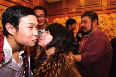 小沈阳的真实姓名是什么(小沈阳和他的妻子叫什么）