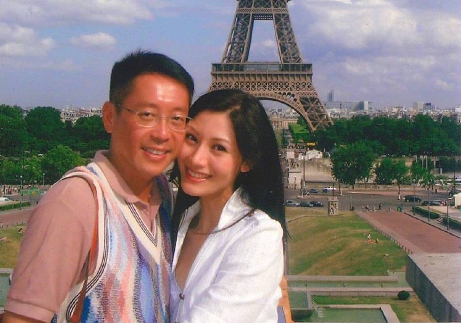 李嘉欣许晋亨赛马取得佳绩 晒照片庆祝汉血宝马第一名(图2) 李嘉欣许晋亨赛马取得佳绩 晒照片庆祝汉血宝马第一名(图2)