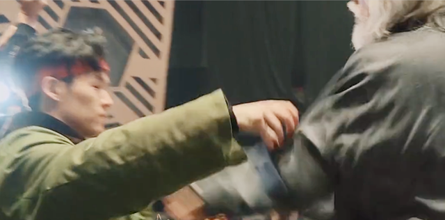 张纪中打小鲜肉三巴掌(张纪中连扇小鲜肉) 张纪中 小鲜肉 第5张