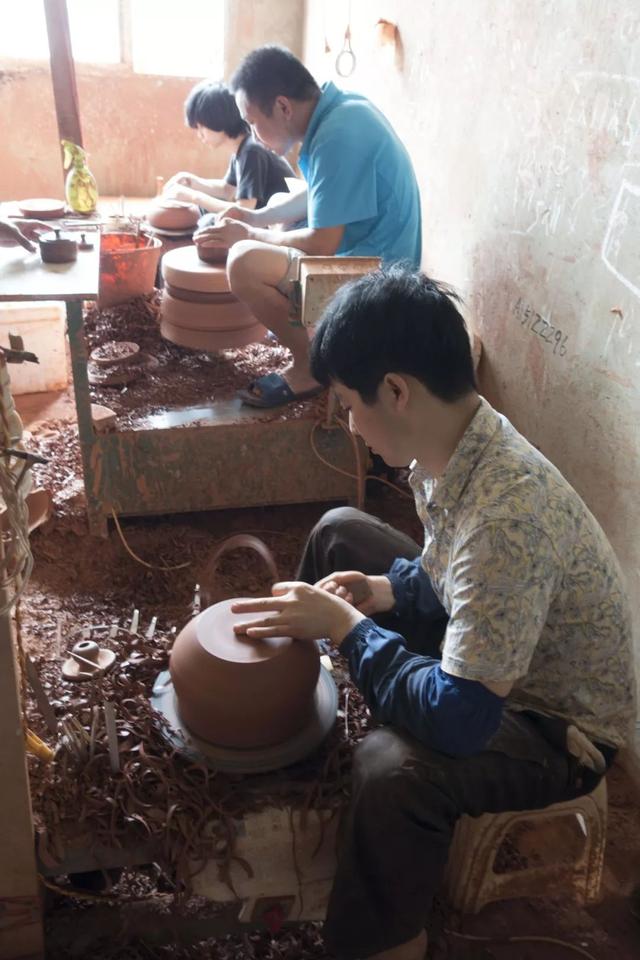 云南建水紫陶怎么选(看看四大名陶之一)(16)