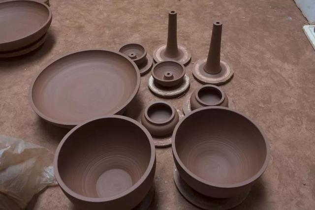 云南建水紫陶怎么选(看看四大名陶之一)(10)