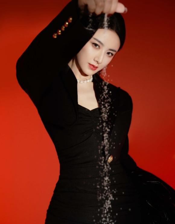 32岁薇娅年收入20亿（36岁身价90亿带货一姐）(2)