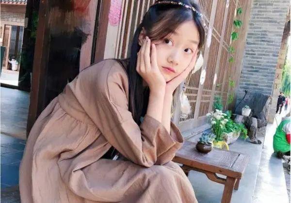 十大最美00后女星!都肤白娇嫩靓丽惊艳谁前途最无量?