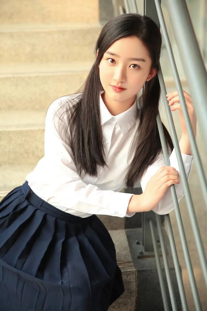 十大最美00后女星!都肤白娇嫩靓丽惊艳谁前途最无量?