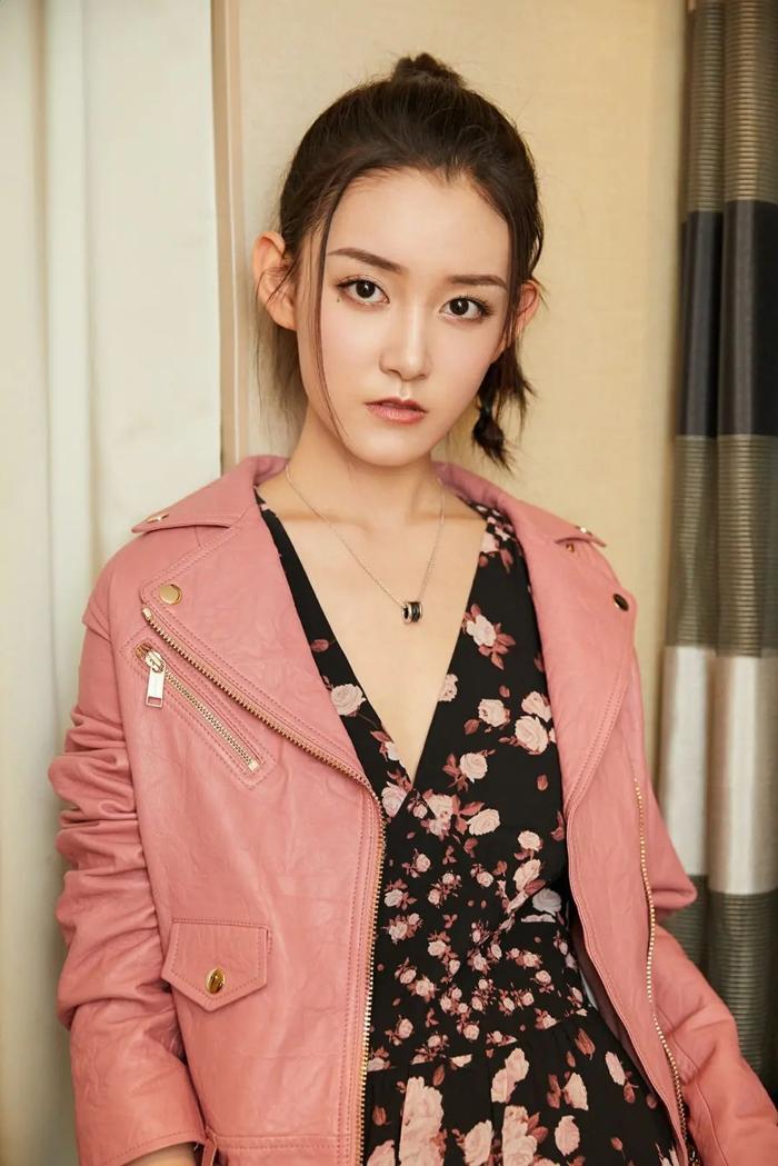 十大最美00后女星!都肤白娇嫩靓丽惊艳谁前途最无量?