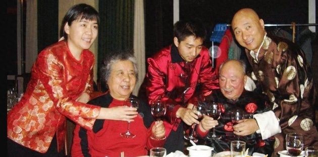 喜剧表演艺术家“陈佩斯”的妻子近照