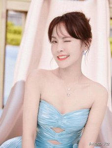 ​张佳宁——美丽优雅写真美图欣赏