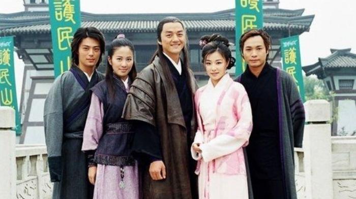 《天下第一》成是非近照爆出，容颜苍老不敢认，每年会祭拜张国荣