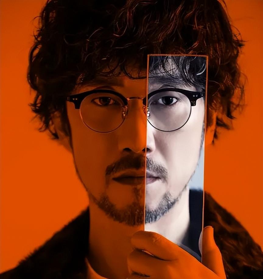 演唱会座无虚席的周传雄，乐坛为何没有他的一席之地？