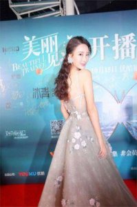 ​《一路向西》：莫绮雯与王李丹妮的璀璨星途和人生选择