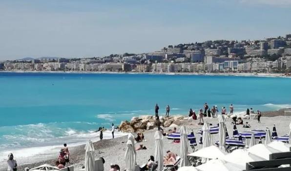 旅游7月8月带孩子适合去哪里旅游（7月8月旅游最佳去处）  1