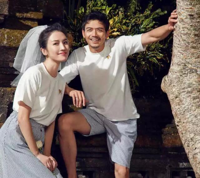 杨烁金屋藏娇十年,一路低调至今,原来他的妻子很多人都认识